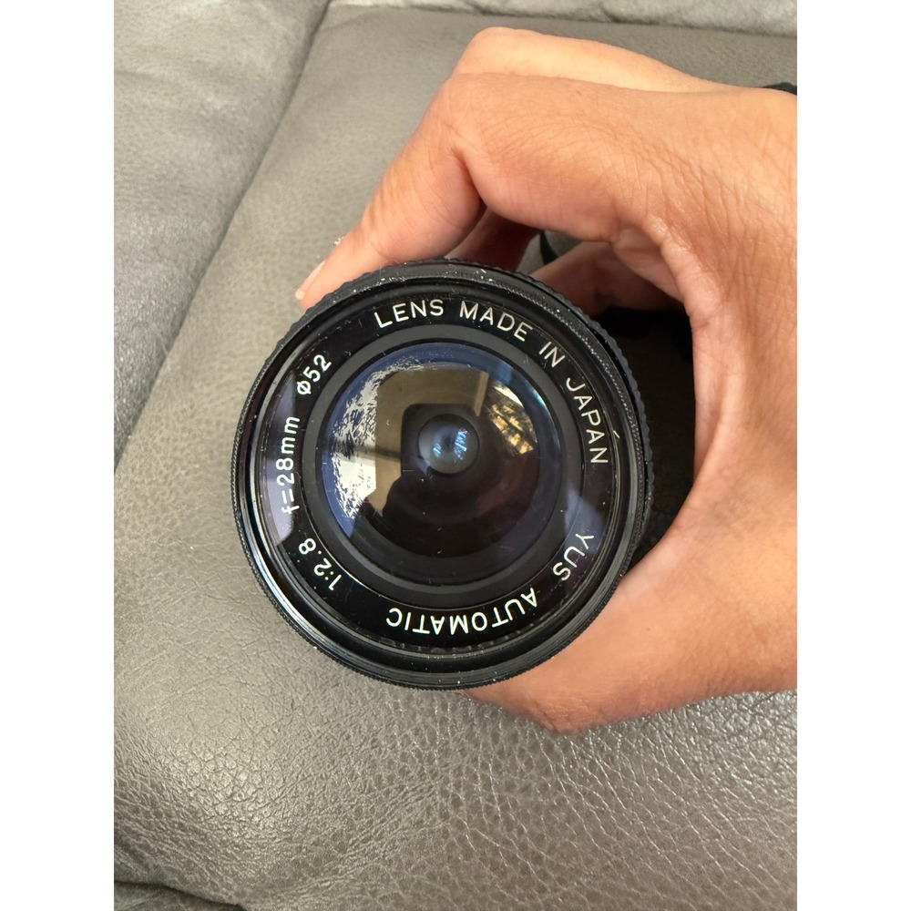 YUS Automatic 28mm f2.8 Wide Angle Lens Made in Japan C/Y Mount 106830